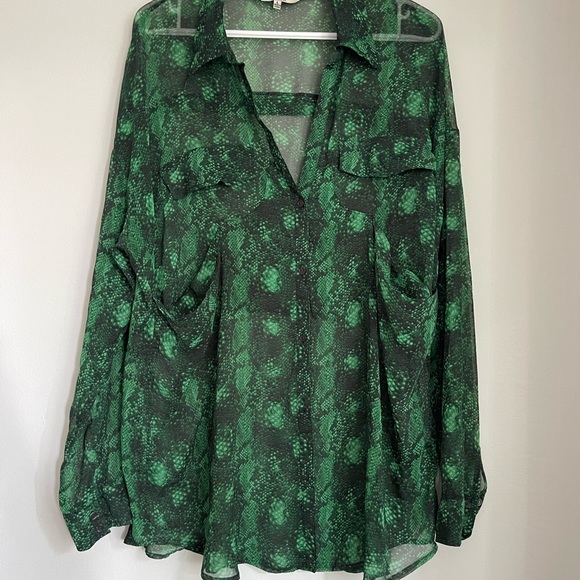 BB DAKOTA Blouse - Picture 2 of 5